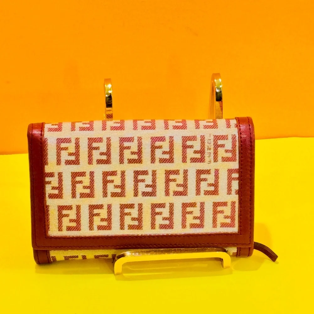 Fendi Red and Cream Monogram Wallet - Picture 11 of 13